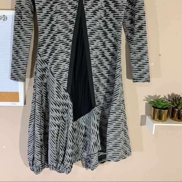 Nor Denmark Womens Gray Black Dress Asymmetrical Long Sleeves Distressed Size 2 - Picture 7 of 9